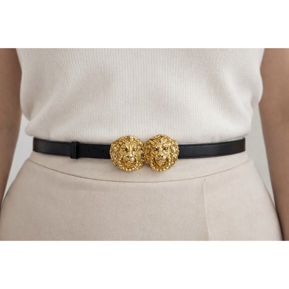 Vintage Accessories - Vintage 1974 Gold Tone Heraldic Lion Head Ring Detail Statement Belt Buckles